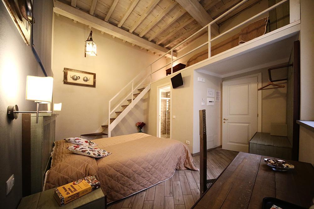 Double Room Private Bathroom
